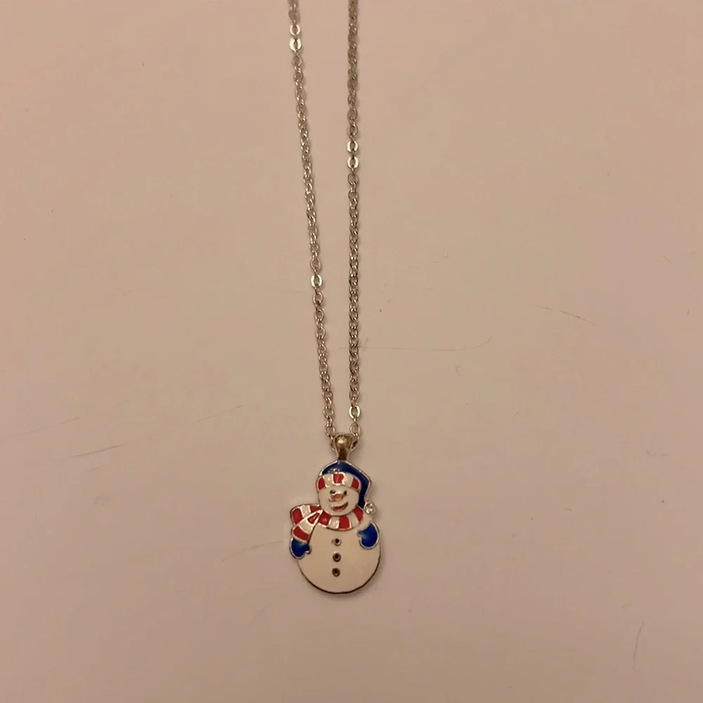 Girl’s snowman jewelry bundle! 8” necklace, dangle post earrings, & snowman pin. - Picture 2 of 4